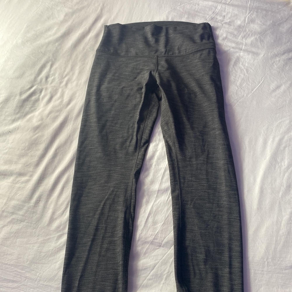 Lulu lemon leggings - Picture 3 of 4